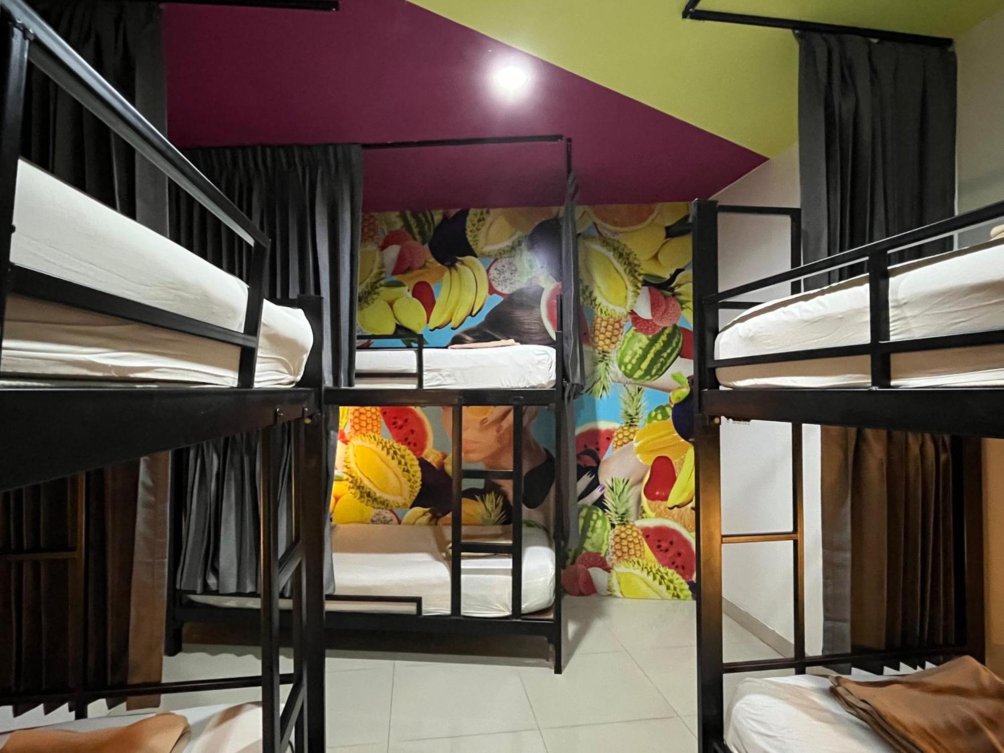 Everyday Bangkok Hostel Екстер'єр фото