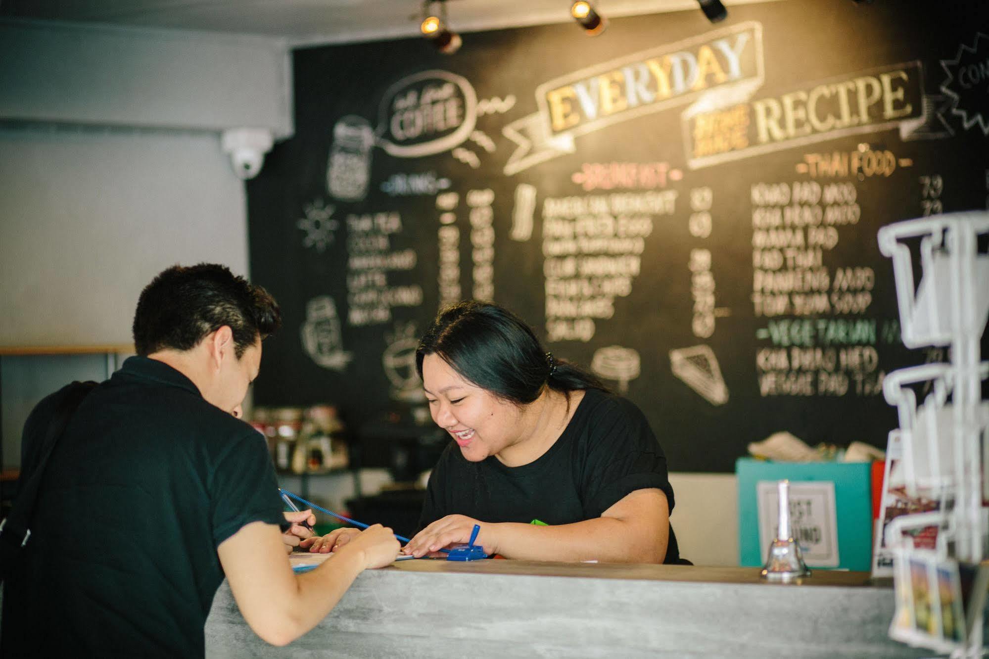 Everyday Bangkok Hostel Екстер'єр фото