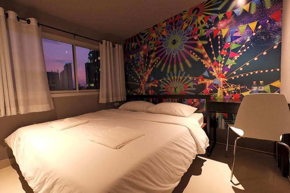 Everyday Bangkok Hostel Екстер'єр фото